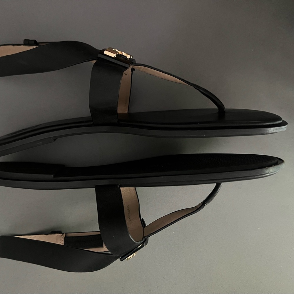 Tory Burch GIGI Flat Sandals - Picture 4 of 10